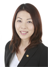 行政書士 清野夏香